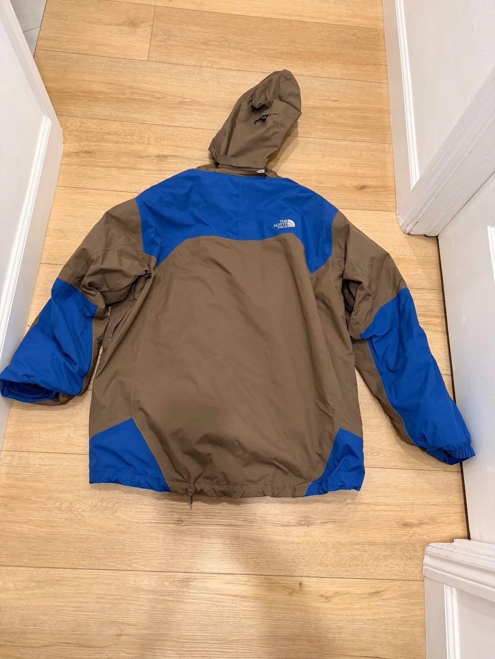 Vintage The North Face Hyvent Men's Waterproof Mountain & Ski Jacket